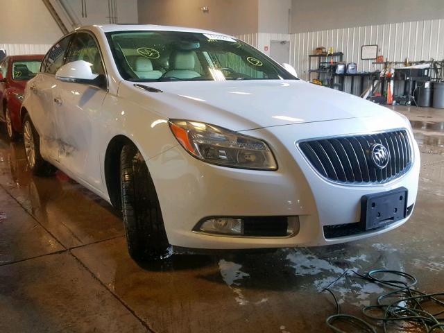 2G4GS5EV6C9211980 - 2012 BUICK REGAL PREM WHITE photo 2