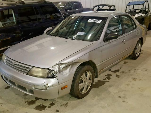 1N4BU31D4VC139074 - 1997 NISSAN ALTIMA XE SILVER photo 2