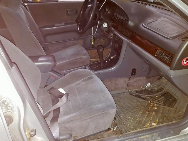 1N4BU31D4VC139074 - 1997 NISSAN ALTIMA XE SILVER photo 5