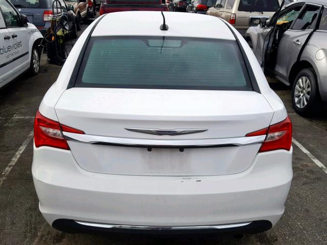 1C3CCBAB1CN318379 - 2012 CHRYSLER 200 LX WHITE photo 9