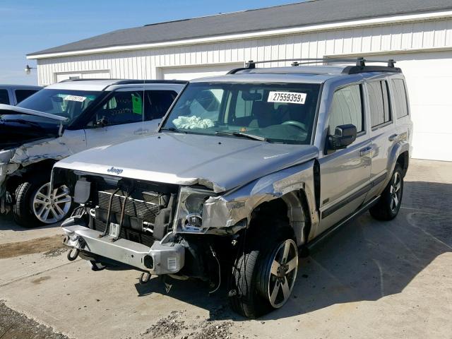 1J8HG48K18C149595 - 2008 JEEP COMMANDER SILVER photo 2