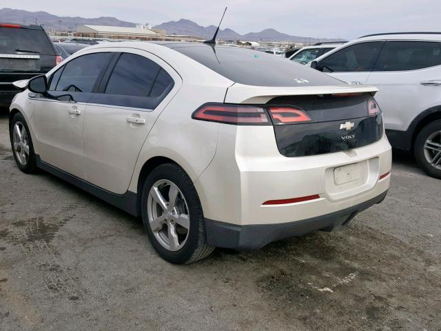 1G1RB6E45CU116686 - 2012 CHEVROLET VOLT WHITE photo 3