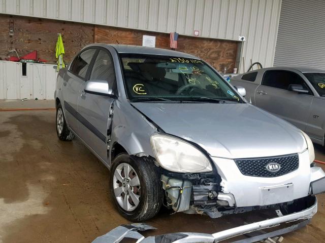 KNADE123066178610 - 2006 KIA RIO SILVER photo 1