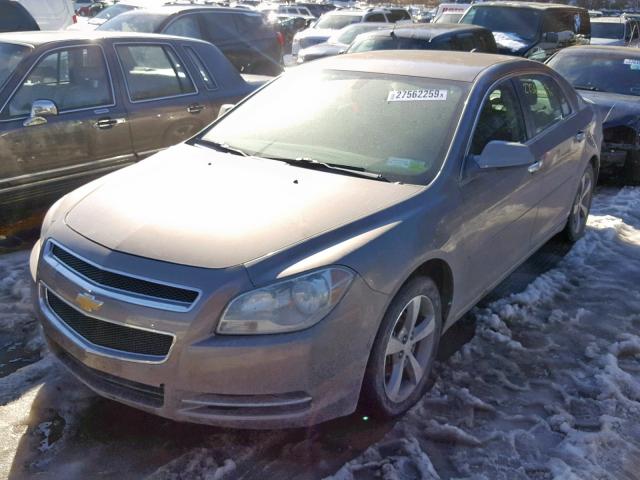 1G1ZC5E05CF245536 - 2012 CHEVROLET MALIBU 1LT ნაცრისფერი ფოტო 2