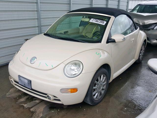 3VWCM31Y85M316707 - 2005 VOLKSWAGEN NEW BEETLE Krem foto 2