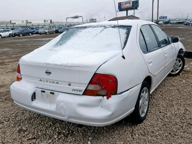 1N4DL01D3WC195678 - 1998 NISSAN ALTIMA XE WHITE photo 4