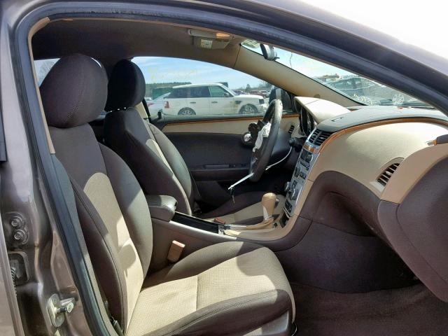 1G1ZC5EU0BF131896 - 2011 CHEVROLET MALIBU 1LT ნაცრისფერი ფოტო 5