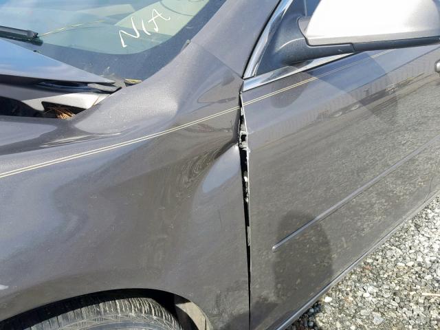 1G1ZC5EU0BF131896 - 2011 CHEVROLET MALIBU 1LT ნაცრისფერი ფოტო 9