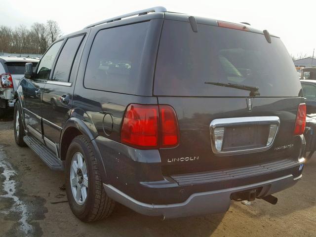 5LMFU28RX3LJ05802 - 2003 LINCOLN NAVIGATOR GREEN photo 3