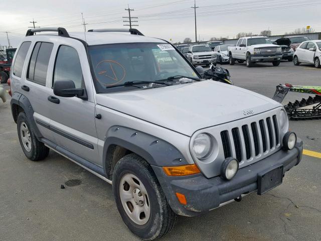 1J4GL38K35W723630 - 2005 JEEP LIBERTY RE SILVER photo 1