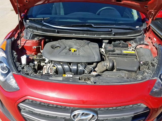 KMHD35LH9GU284069 - 2016 HYUNDAI ELANTRA GT RED photo 7