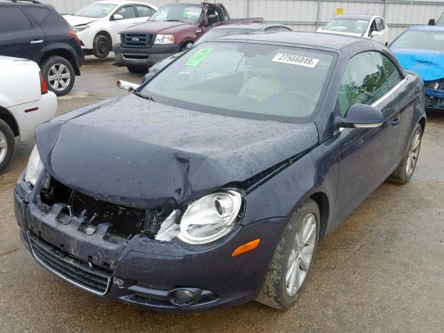 WVWFA71F27V004910 - 2007 VOLKSWAGEN EOS 2.0T L BLUE photo 2