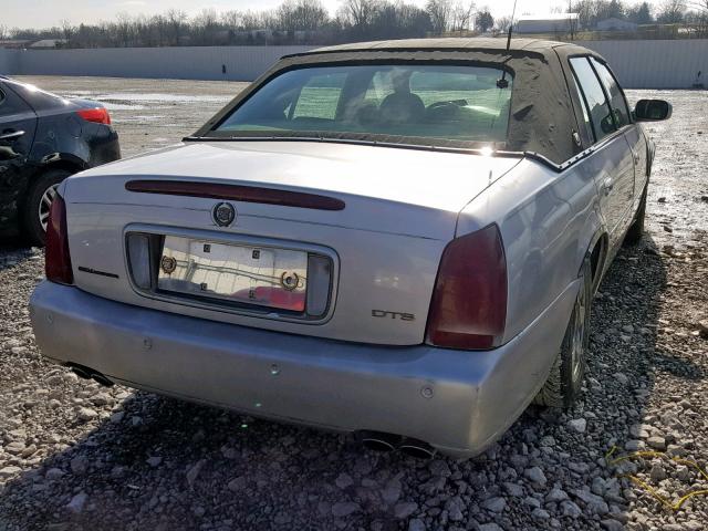 1G6KF5494YU286374 - 2000 CADILLAC DEVILLE DT GRAY photo 4