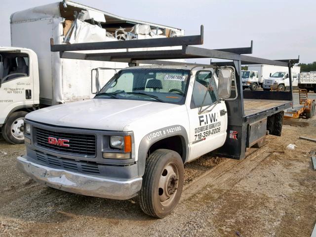 3GDKC34F61M106379 - 2001 GMC SIERRA C35 WHITE photo 2