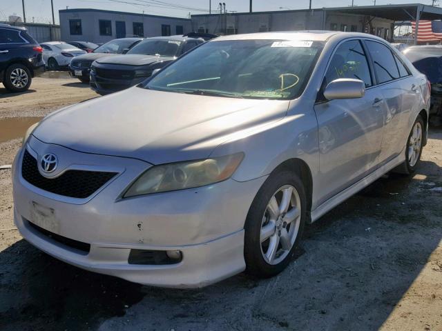 4T1BK46K37U014573 - 2007 TOYOTA CAMRY NEW SILVER photo 2