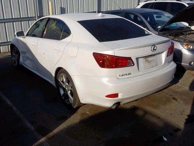 JTHBE262292016733 - 2009 LEXUS IS 350 WHITE photo 3