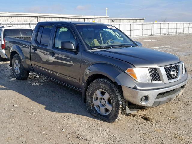 1N6AD09W77C452212 - 2007 NISSAN FRONTIER C GRAY photo 1