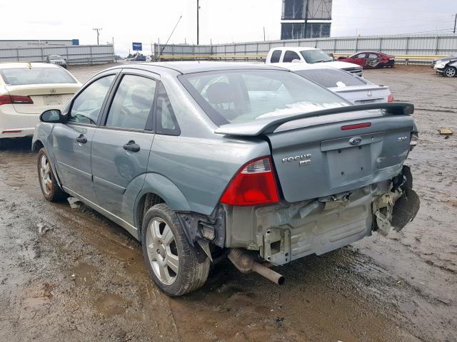 1FAFP34N35W234995 - 2005 FORD FOCUS ZX4 GREEN photo 3