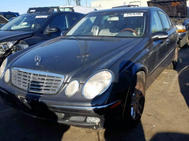 WDBUF65J44A453704 - 2004 MERCEDES-BENZ E 320 GRAY photo 2