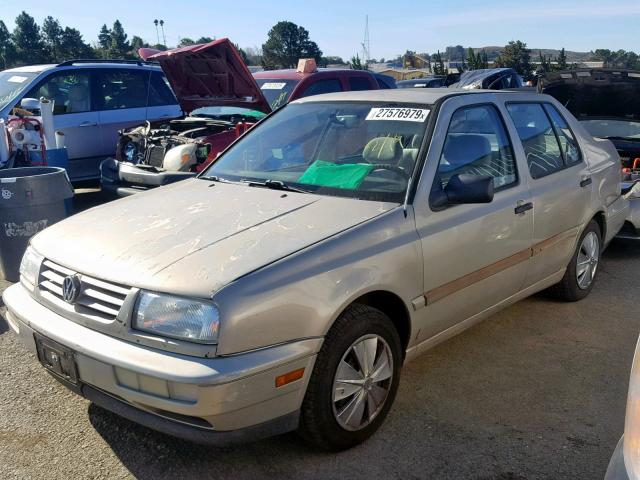 3VWRA81H9TM050627 - 1996 VOLKSWAGEN JETTA GL TAN photo 2