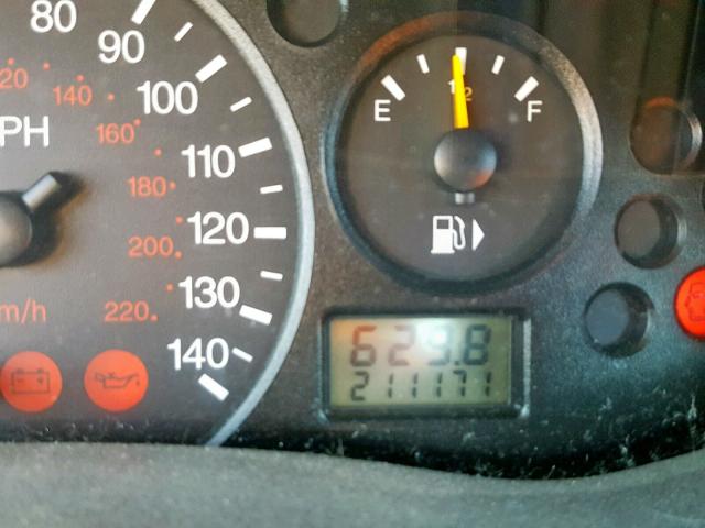 1FAFP34304W184621 - 2004 FORD FOCUS SE C BEIGE photo 8