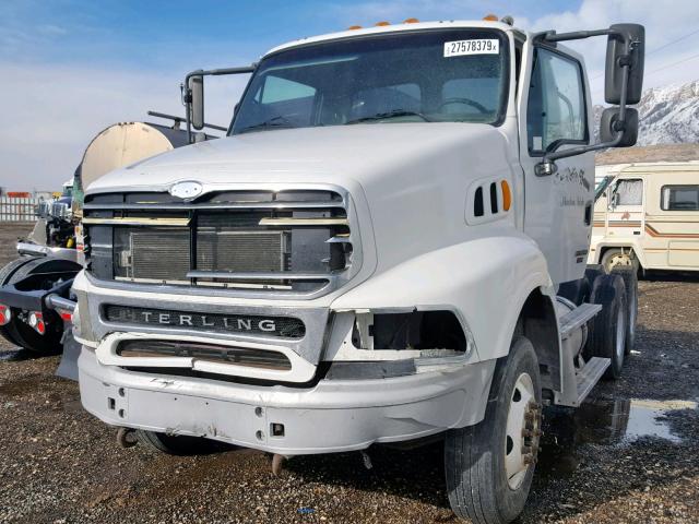 2FWJA3CV57AX72552 - 2007 STERLING TRUCK AT 9500 WHITE photo 2