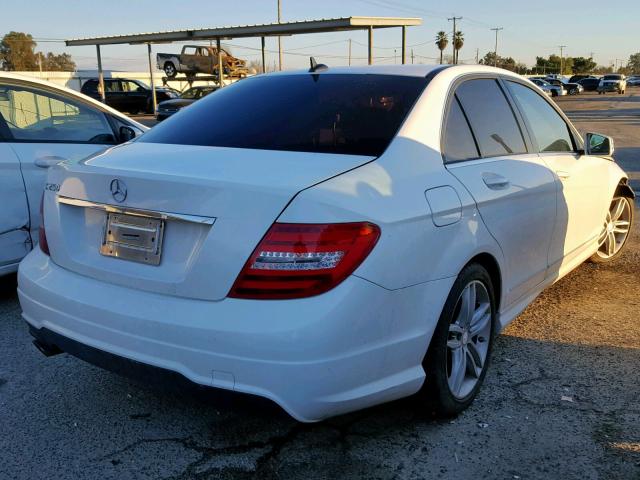 WDDGF4HB2DA748622 - 2013 MERCEDES-BENZ C 250 WHITE photo 4