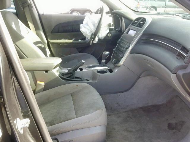 1G11B5SL4FF225992 - 2015 CHEVROLET MALIBU LS CHARCOAL photo 5