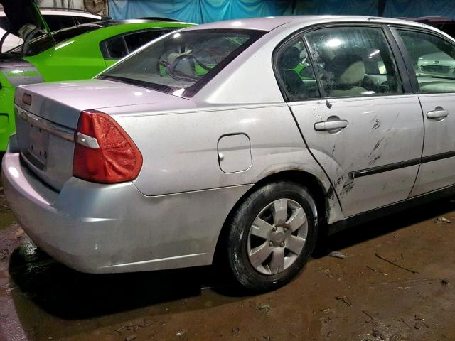 1G1ZS54F64F131345 - 2004 CHEVROLET MALIBU GRAY photo 9