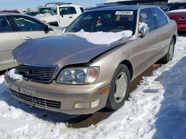 JT8BH28F7W0133352 - 1998 LEXUS LS 400 GOLD photo 2