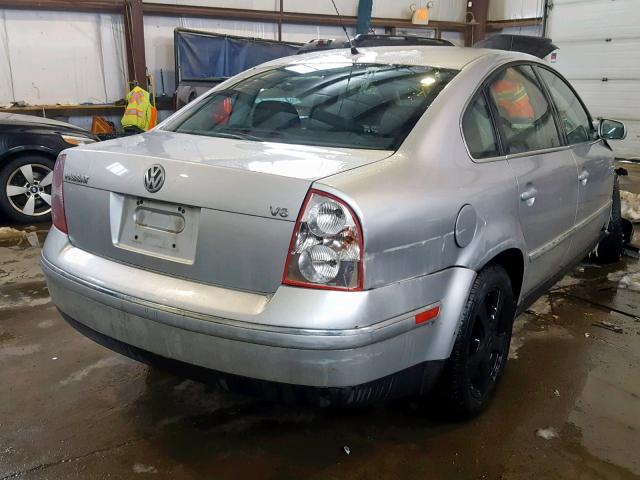 WVWRH23B92P120253 - 2002 VOLKSWAGEN PASSAT GLX 银色 照片 4