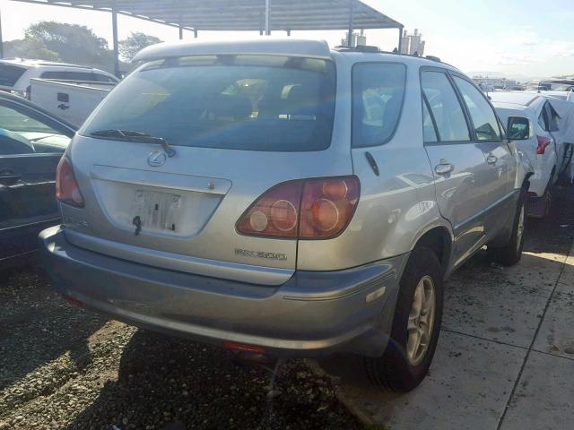 JT6GF10U2X0010133 - 1999 LEXUS RX 300 SILVER photo 4