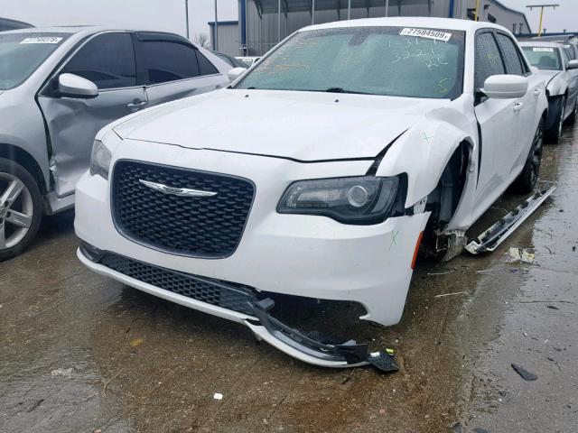 2C3CCABT5FH803221 - 2015 CHRYSLER 300 S WHITE photo 2