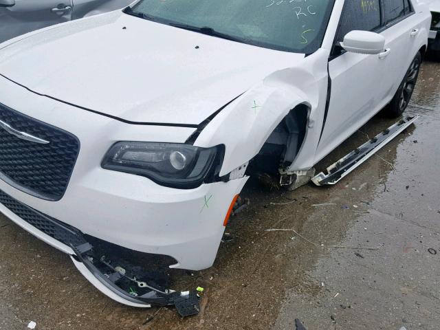 2C3CCABT5FH803221 - 2015 CHRYSLER 300 S WHITE photo 9