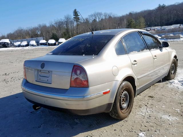 WVWMD63B44P202228 - 2004 VOLKSWAGEN PASSAT GL GOLD photo 4