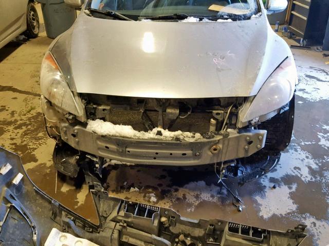 JM1BL1L58B1432507 - 2011 MAZDA 3 S SILVER photo 9