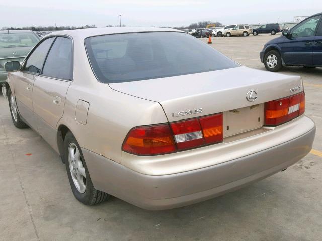 JT8BF28G1W5030400 - 1998 LEXUS ES 300 GOLD photo 3