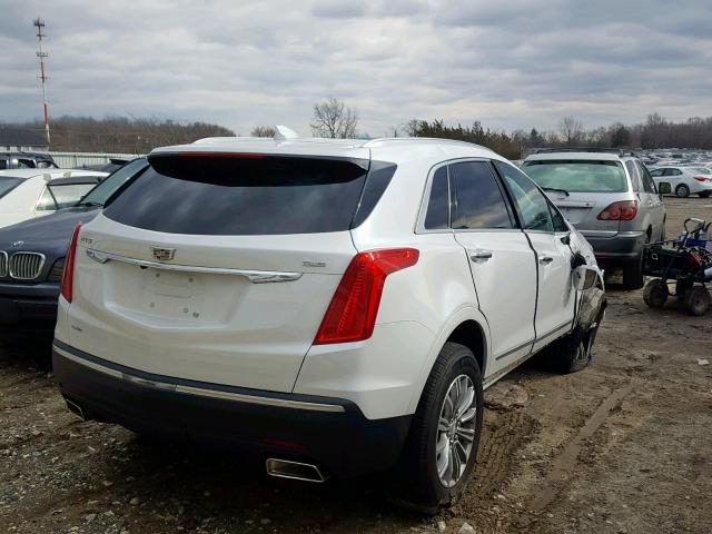 1GYKNDRS9HZ242843 - 2017 CADILLAC XT5 LUXURY WHITE photo 4