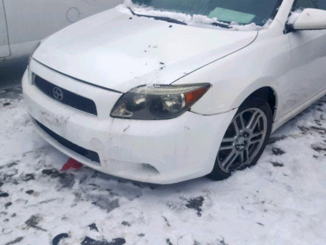 JTKDE167260088371 - 2006 TOYOTA SCION TC WHITE photo 9