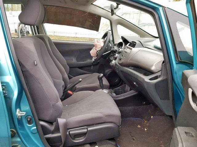 JHMGE8H37DC018835 - 2013 HONDA FIT BLUE photo 5