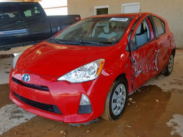 JTDKDTB33C1508662 - 2012 TOYOTA PRIUS C RED photo 2