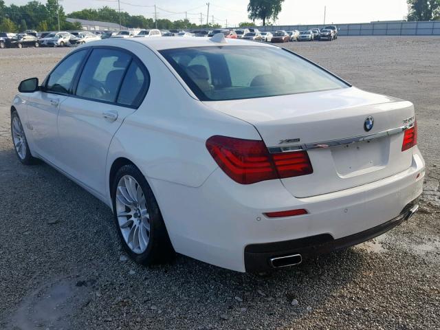 WBAYF8C57FD654466 - 2015 BMW 750 LXI WHITE photo 3