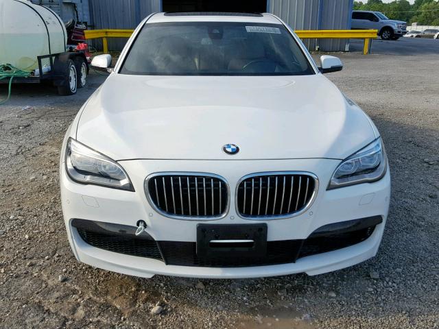 WBAYF8C57FD654466 - 2015 BMW 750 LXI WHITE photo 9