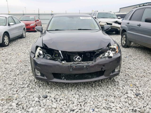 JTHCK262892029838 - 2009 LEXUS IS 250 CHARCOAL photo 9