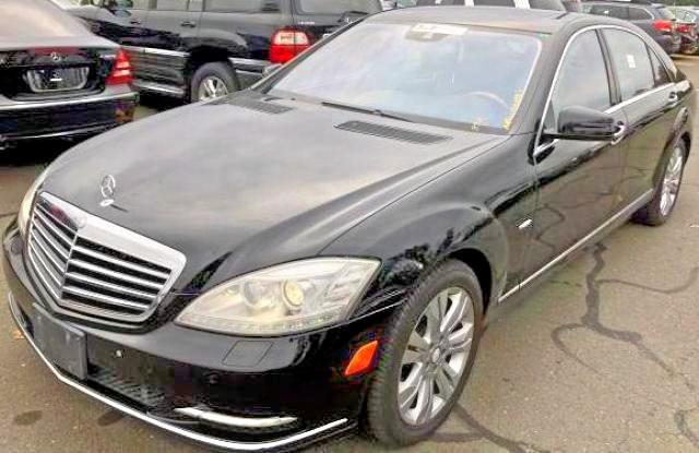 WDDNG9FB7AA295436 - 2010 MERCEDES-BENZ S 400 BLACK photo 2