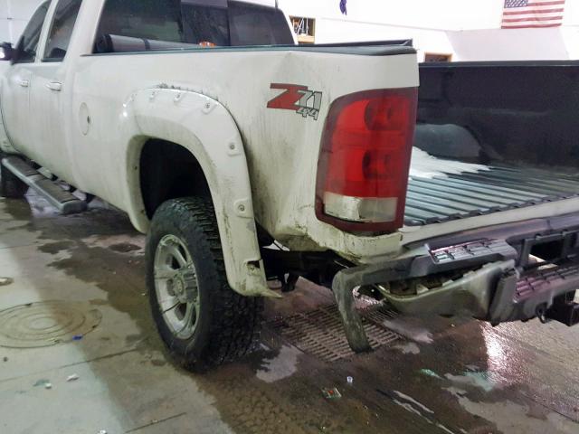 1GTHK33688F177676 - 2008 GMC SIERRA K35 WHITE photo 9