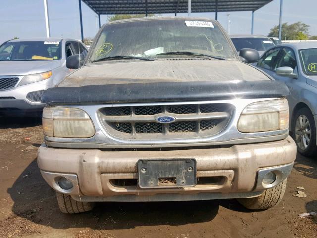 1FMZU74E8YZA40047 - 2000 FORD EXPLORER E GREEN photo 10