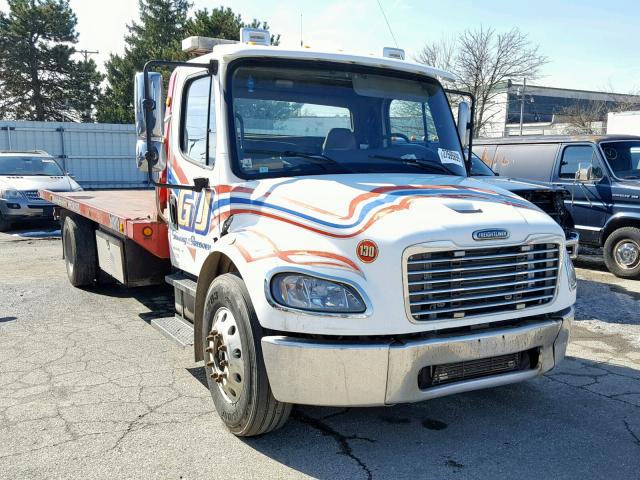 1FVACWCS47HX79396 - 2007 FREIGHTLINER M2 106 MED WHITE photo 1