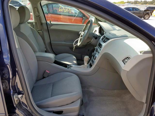 1G1ZB5E18BF267685 - 2011 CHEVROLET MALIBU LS BLUE photo 5