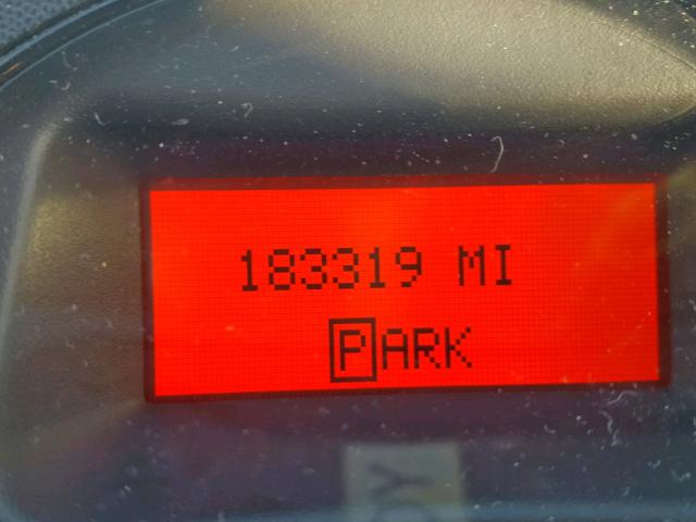 2G2WP552781117303 - 2008 PONTIAC GRAND PRIX SILVER photo 8